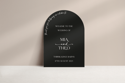 Mia Welcome Sign